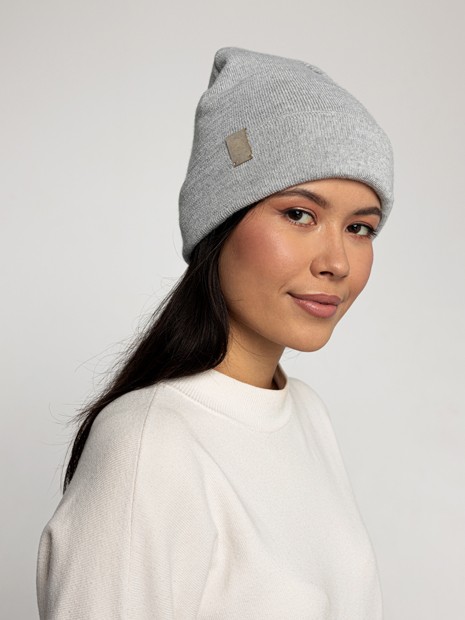 Mütze aus Merinowolle - hellgrau-Wollmützen-Solunière | ethical silk