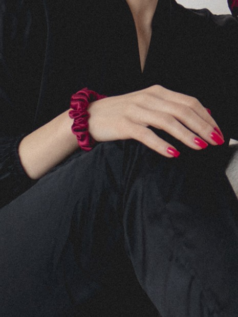 Scrunchie thin - rumba red-Scrunchies-Solunière | ethical silk